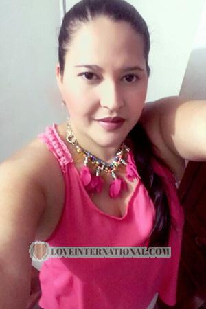 175649 - Maria Alejandra Age: 46 - Colombia