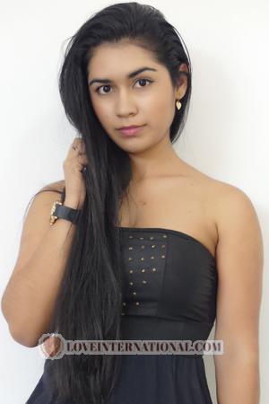 182957 - Yannine Age: 29 - Colombia