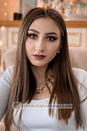 204515 - Alina Age: 25 - Ukraine