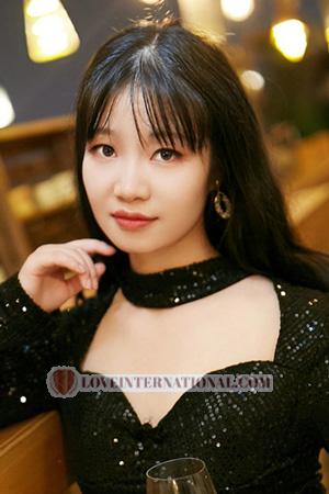 206391 - Yingying Age: 33 - China