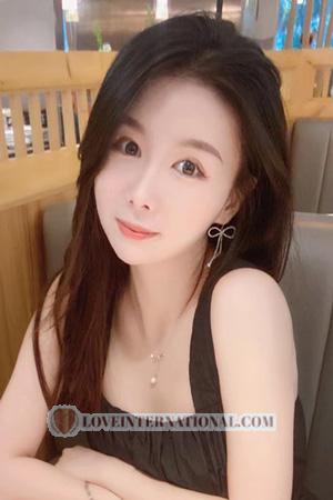 207071 - Xiaoxue Age: 27 - China