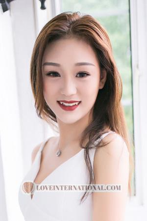 214210 - Yue Age: 24 - China