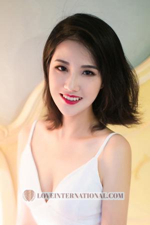 214211 - Yanbing Age: 23 - China