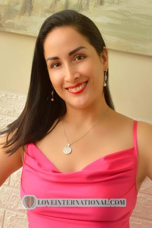 223730 - Paola Age: 42 - Peru