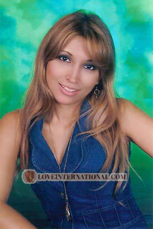 98057 - Viviana Age: 33 - Colombia